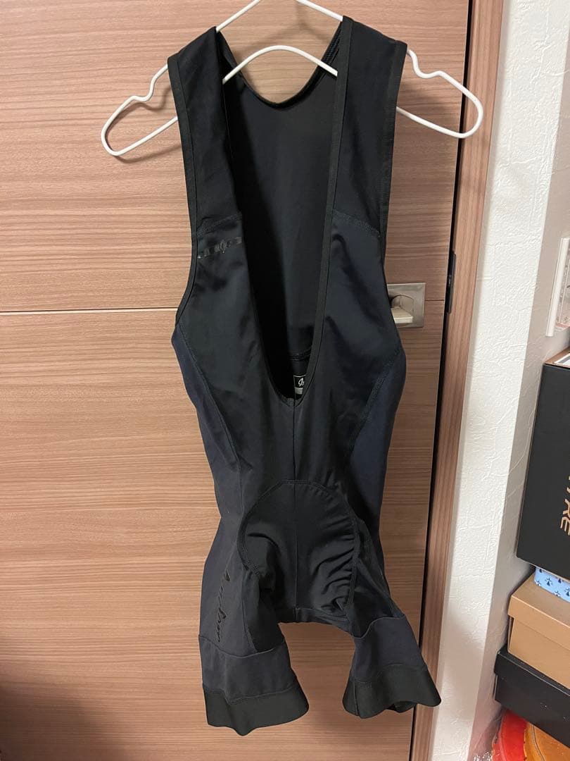 ブラック　イザドア　メリノウール　ジャージ&ビブショーツ