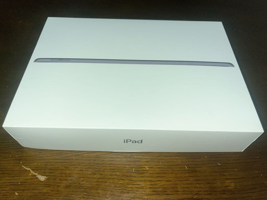 iPad (第9世代) 256GB+smartkeyboard＋背面ケース