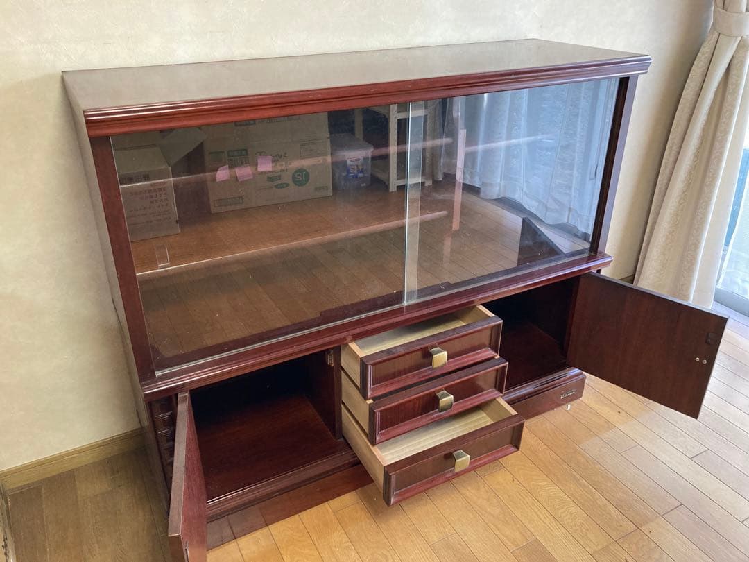 ななえリビングボード　キャビネット　食器棚　昭和レトロ　アンティーク　中古