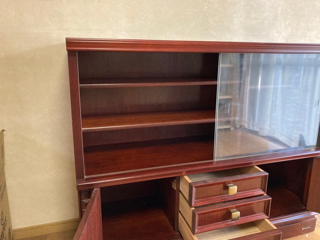 ななえリビングボード　キャビネット　食器棚　昭和レトロ　アンティーク　中古