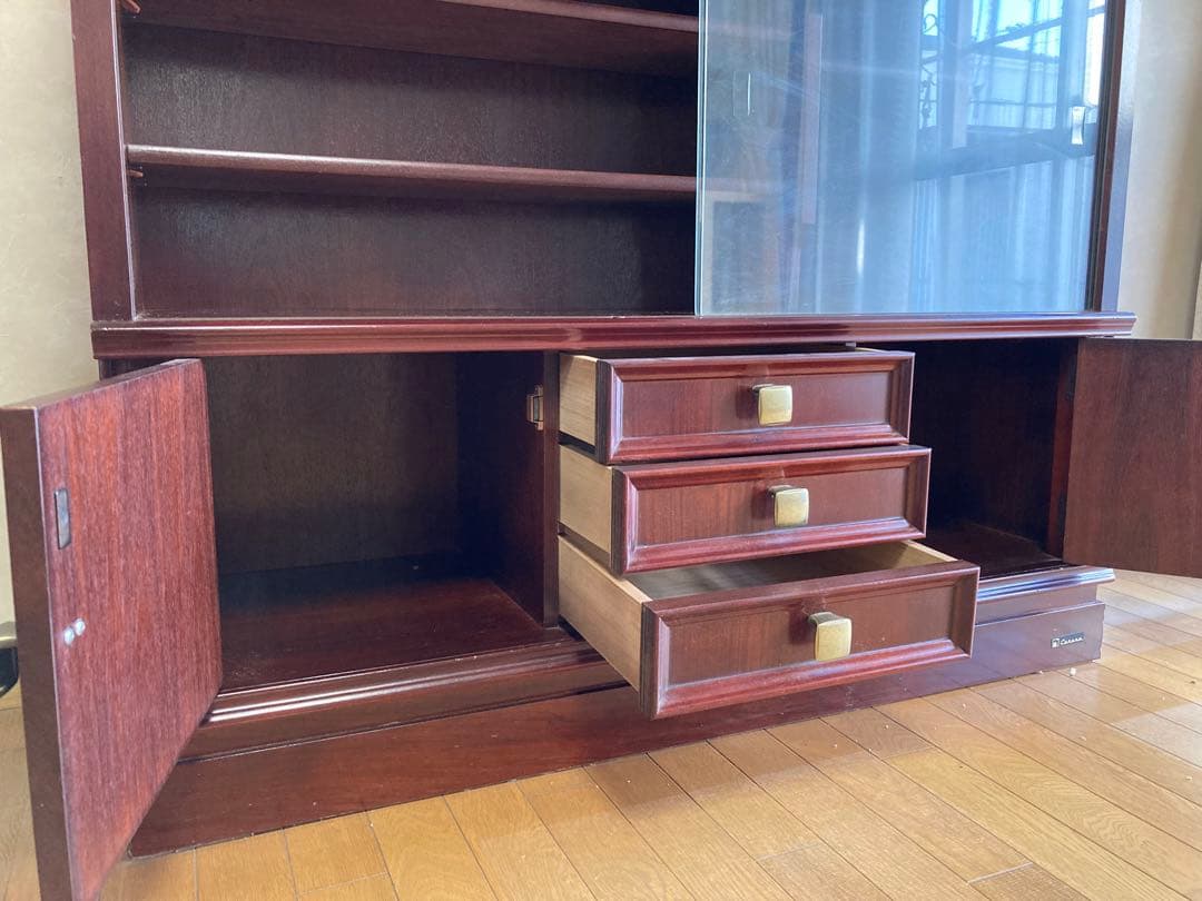 ななえリビングボード　キャビネット　食器棚　昭和レトロ　アンティーク　中古