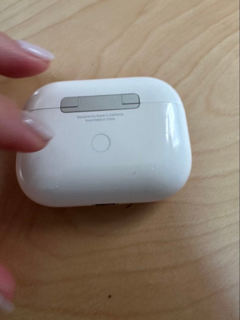 K*Z様 AirPods pro 本体　PEDRO 革ケース付き　値下げ中！