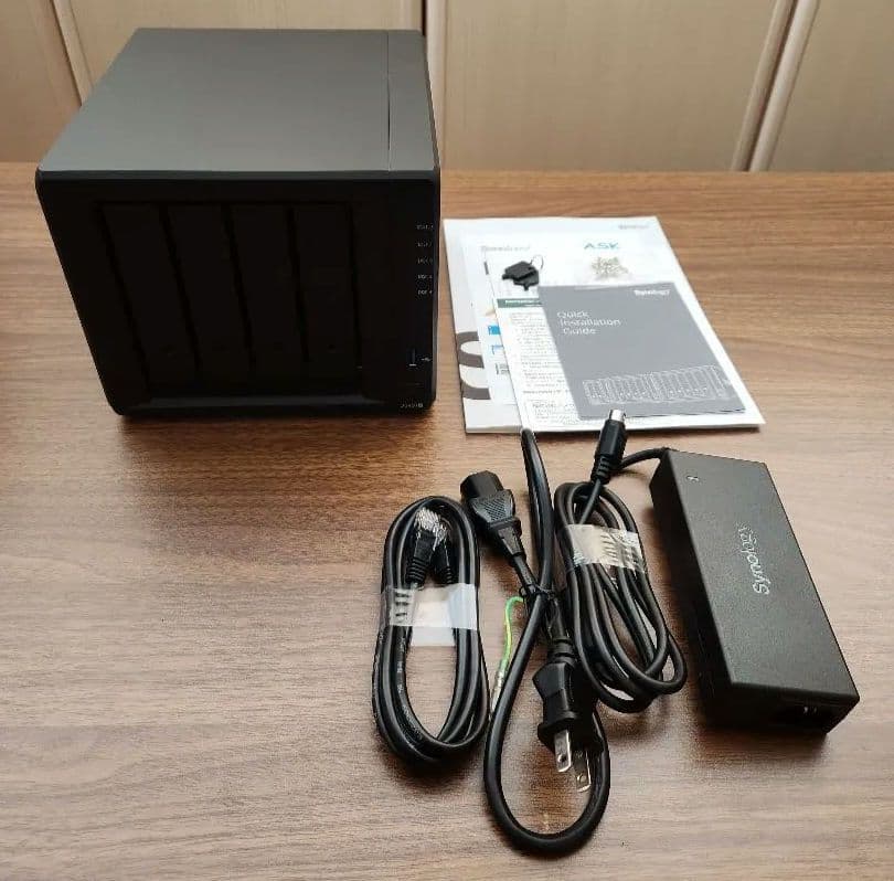 [ほぼ新品] Synology NAS ds420+