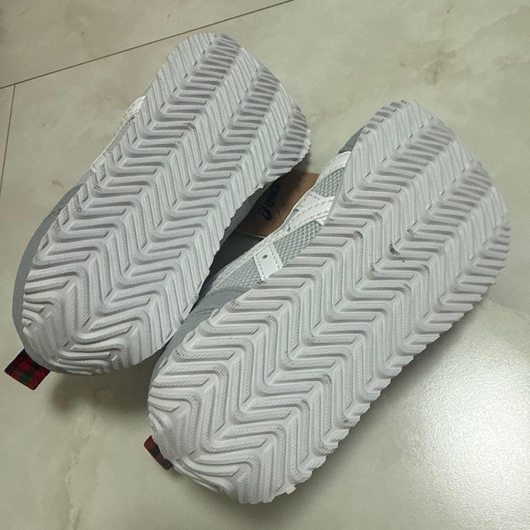 ファミリア　アシックスXF 16cm