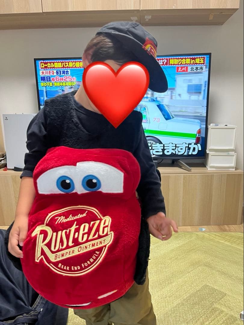 カーズ　マックイーン　コスプレ　着ぐるみ帽子セットSサイズ　90〜100cm