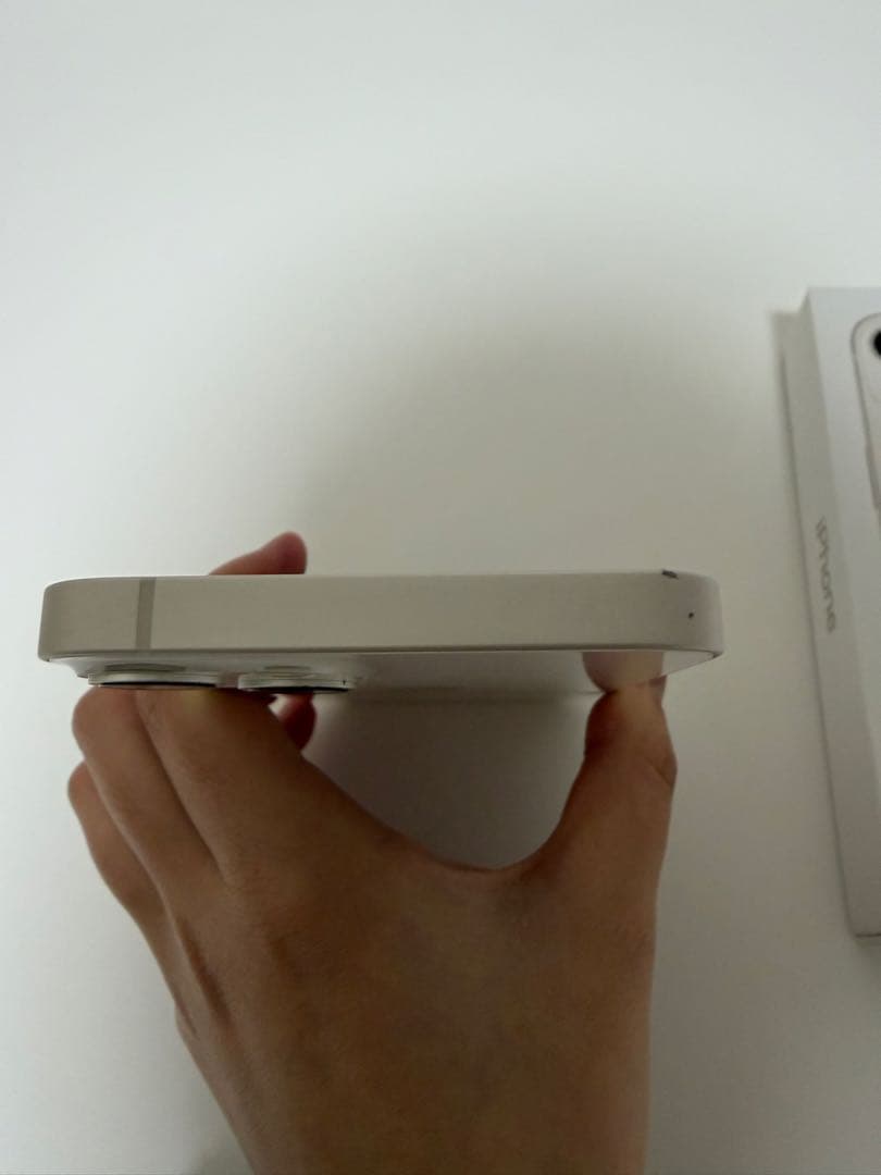 iPhone 13 128GB スターライト　箱付き