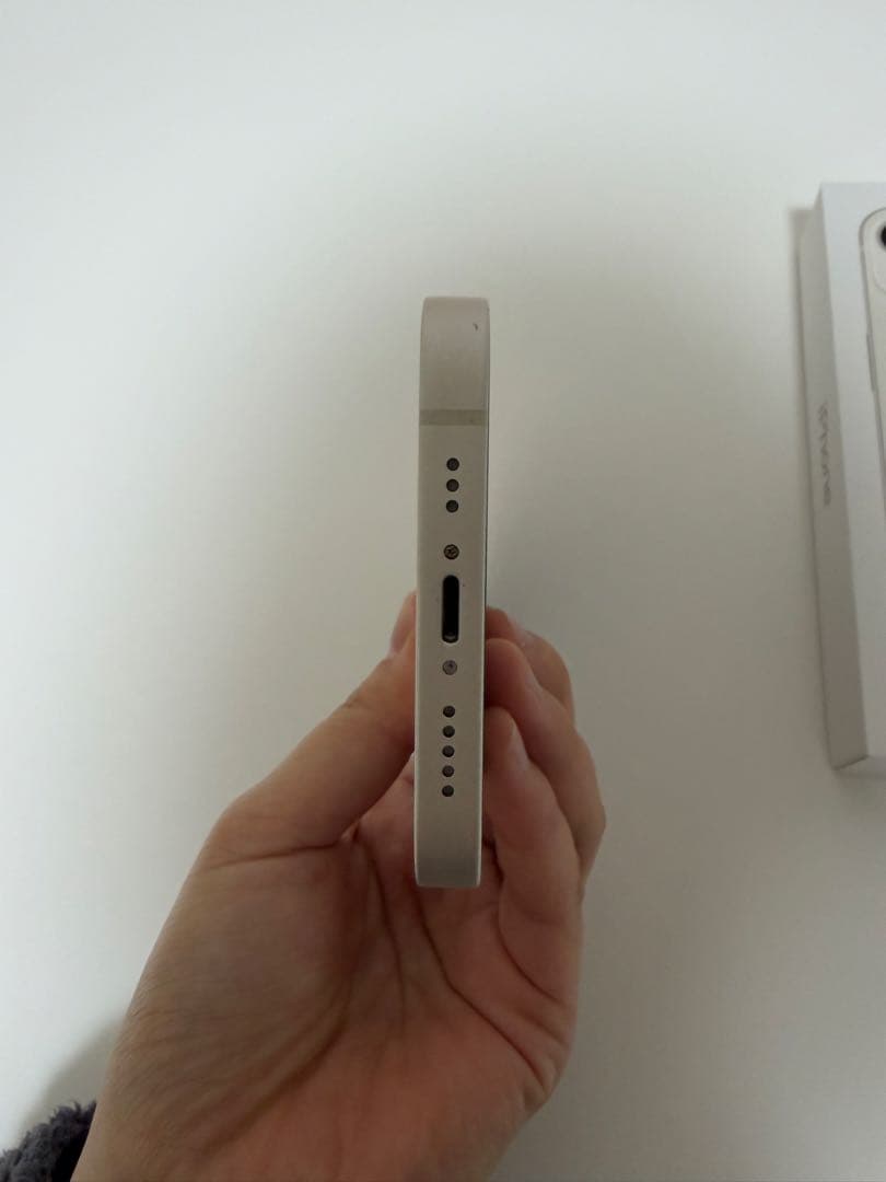 iPhone 13 128GB スターライト　箱付き