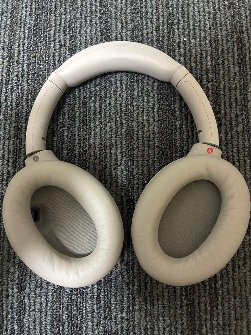 ヘッドホン SONY WH1000XM4