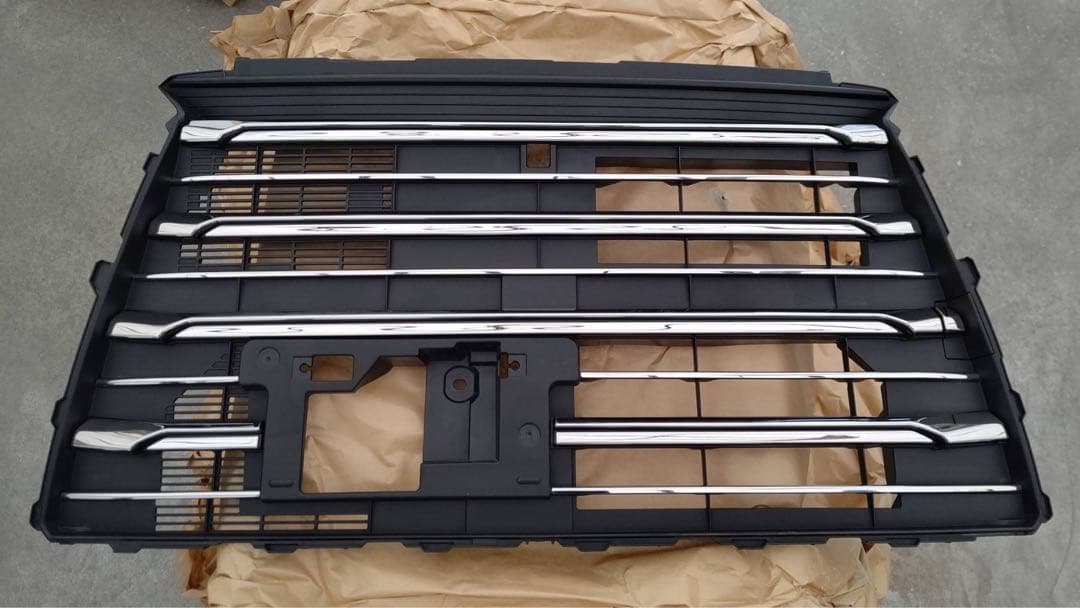 タントカスタム フロントグリル