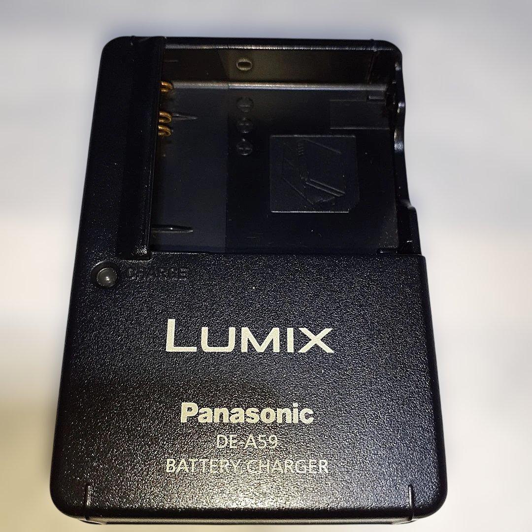 PanasoncLUMIX ピンクデジタルカメラ 10メガピクセル