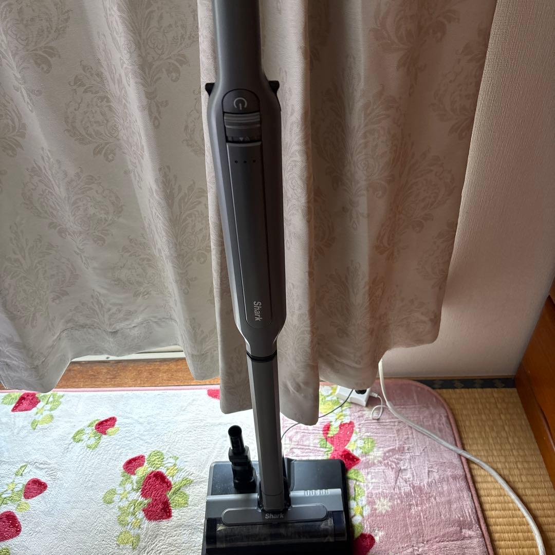 スティッククリーナー グレー 本体 充電器付き