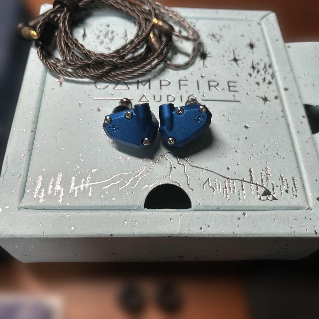 Campfire Audio C/2019 Q4 イヤホン