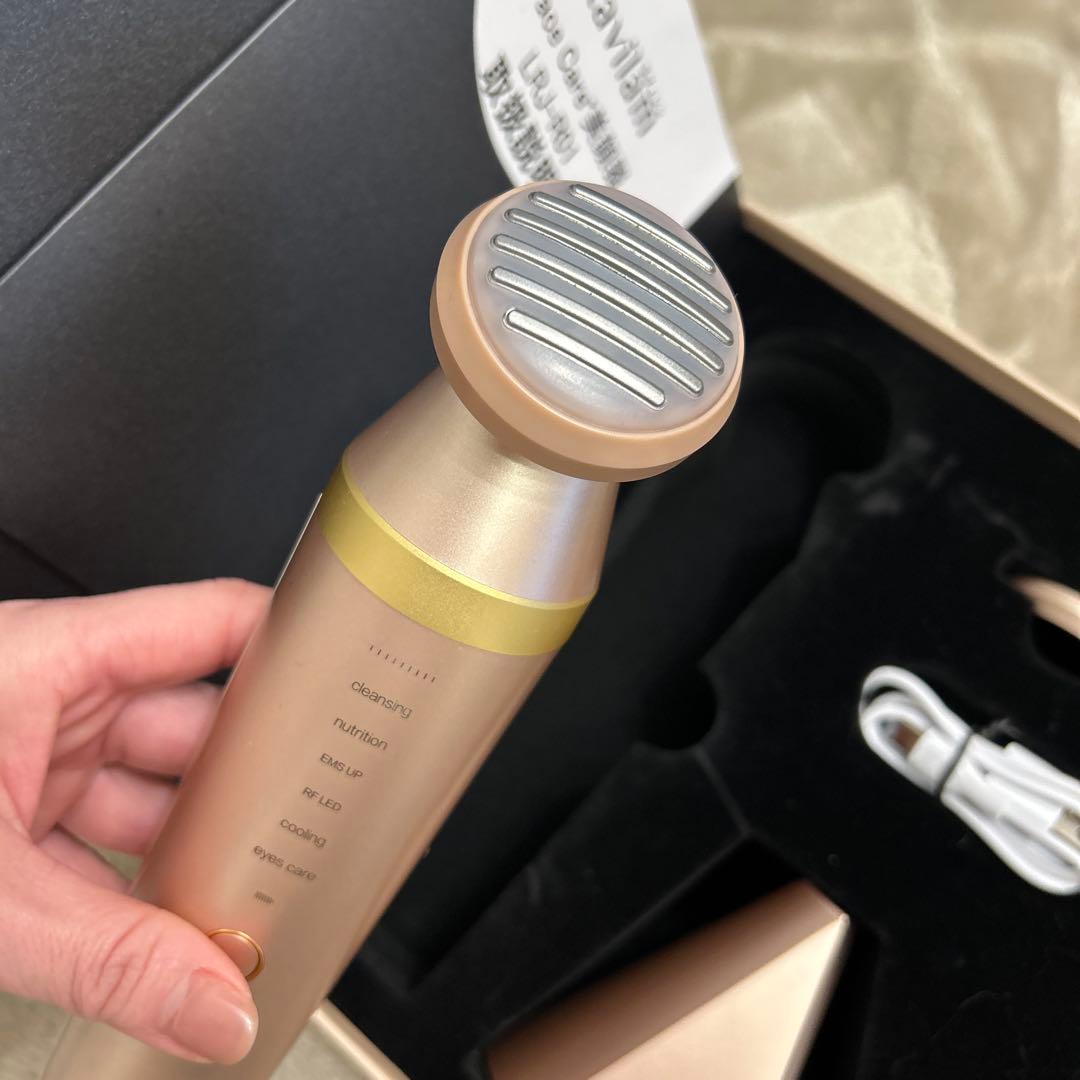 Ravilam フェイスケア美顔器 LRJ-R01