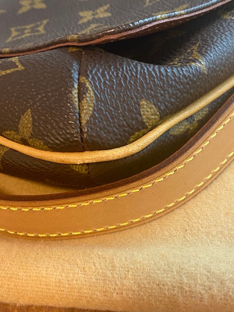 Louis Vuitton タンゴ