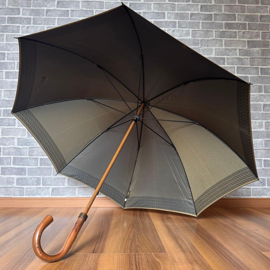 美品 FENDI フェンディFFロゴ ダークネイビー長傘