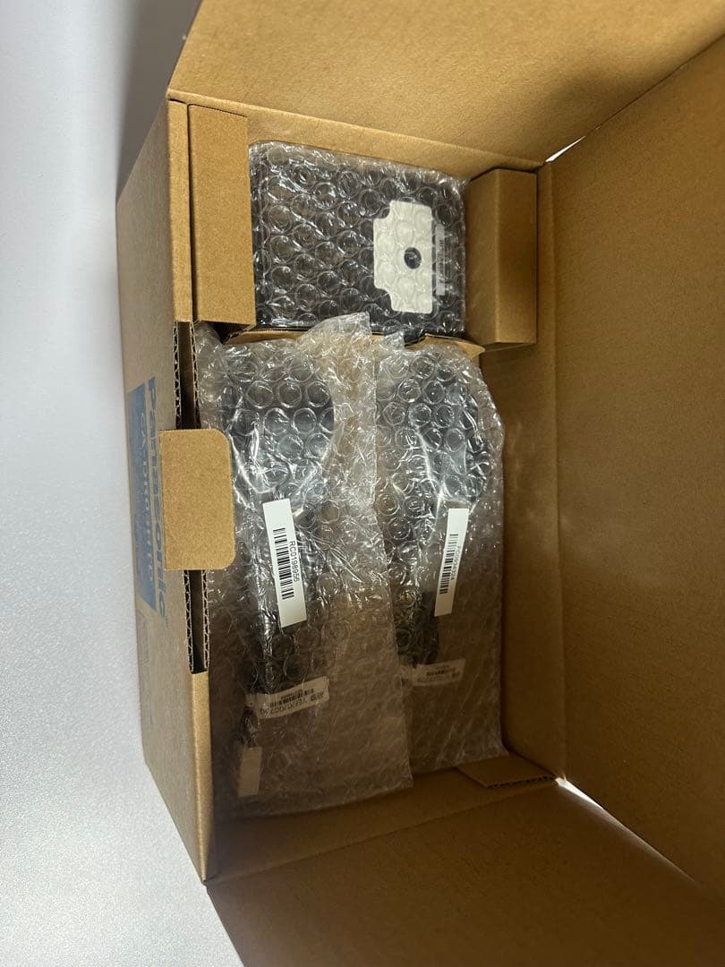 ほぼ新品 パナソニック ストラーダ ドライブレコーダー CA-DR03HTD