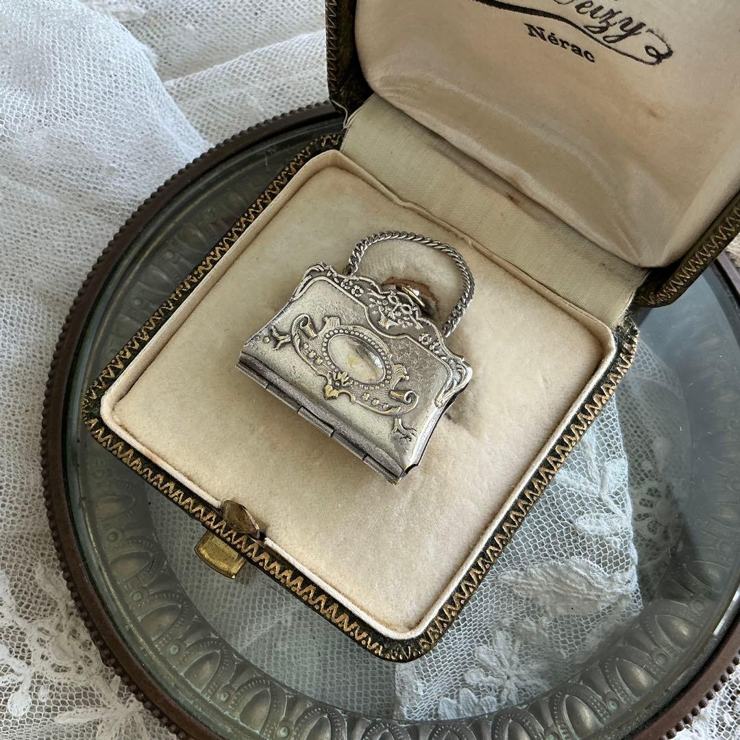 ９：フランス　アンティーク　ミニチュア　ハンドバッグ　シルバープレート　ドール