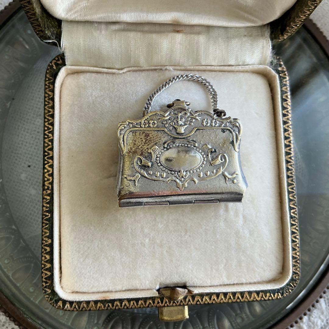 ９：フランス　アンティーク　ミニチュア　ハンドバッグ　シルバープレート　ドール