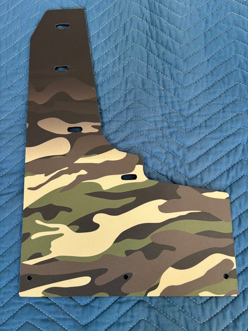 限定デリカ前期X-Fang マッドフラップカモフラアーミーグリーン