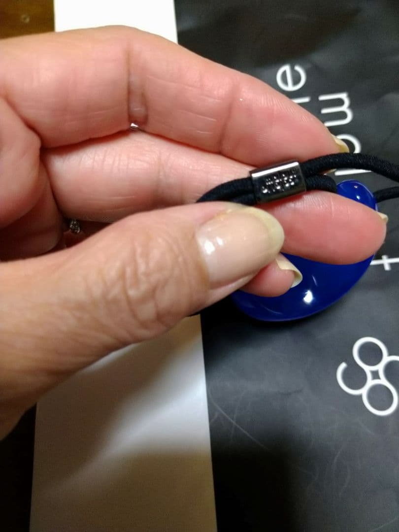 コレットマルーフ　ティアドロップ　　勾玉　ヘアゴム