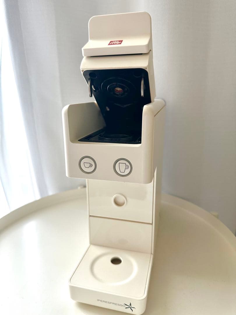 【illy エスプレッソマシン】ホワイト