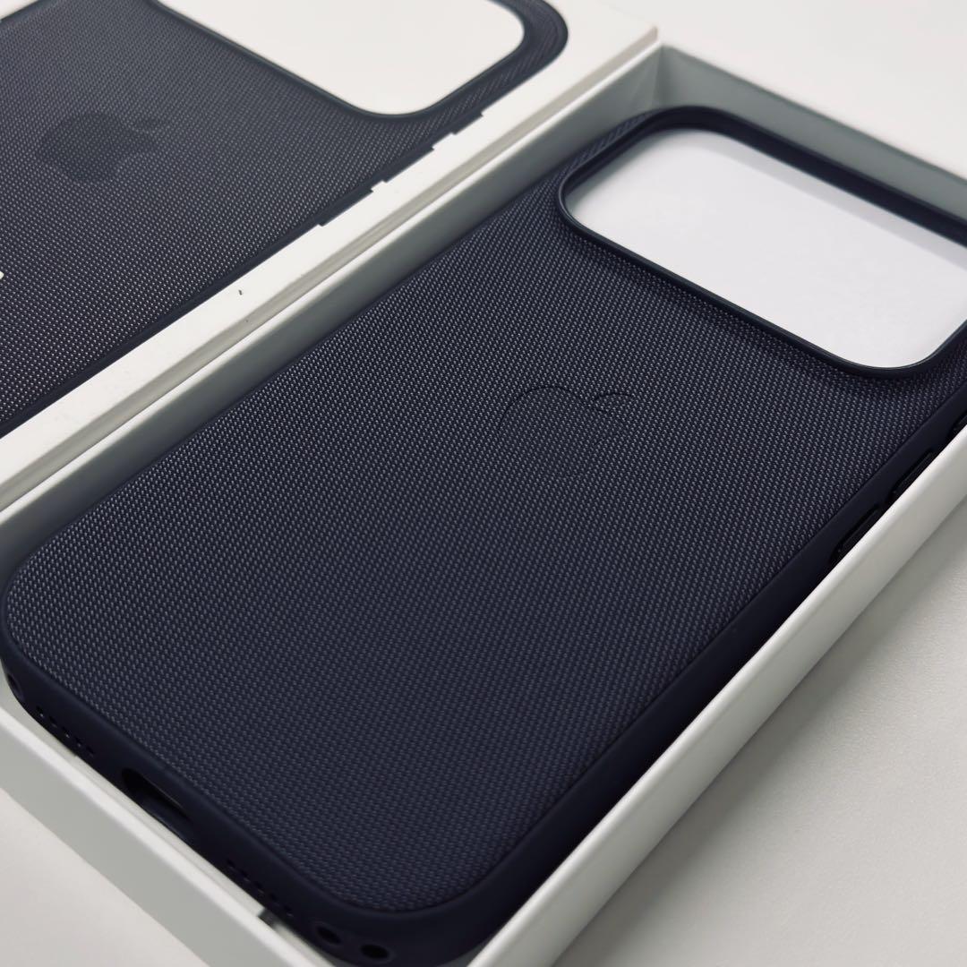 テックウーブンケース　パープル　iPhone17Pro