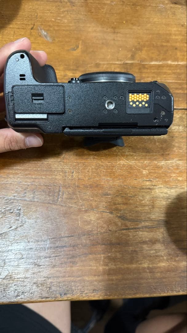 FUJIFILM XH-1 富士フイルム　デジタルカメラ