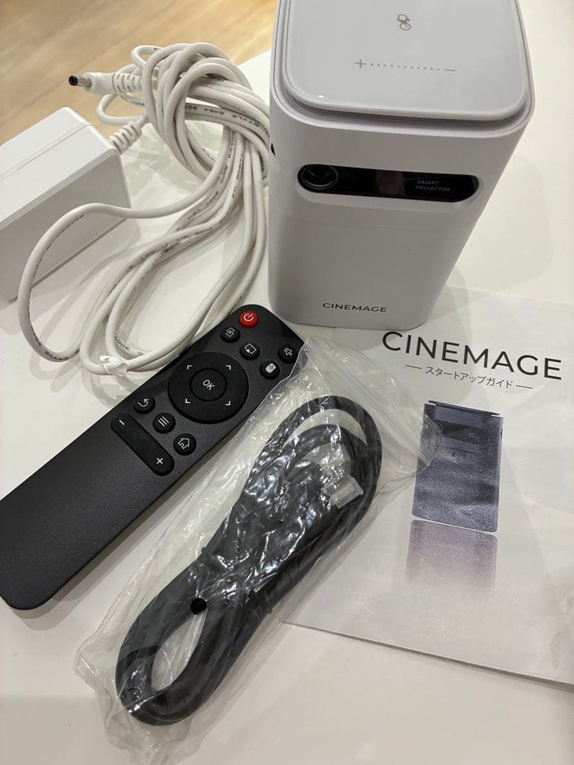 CINEMAGE スマートプロジェクター 本体