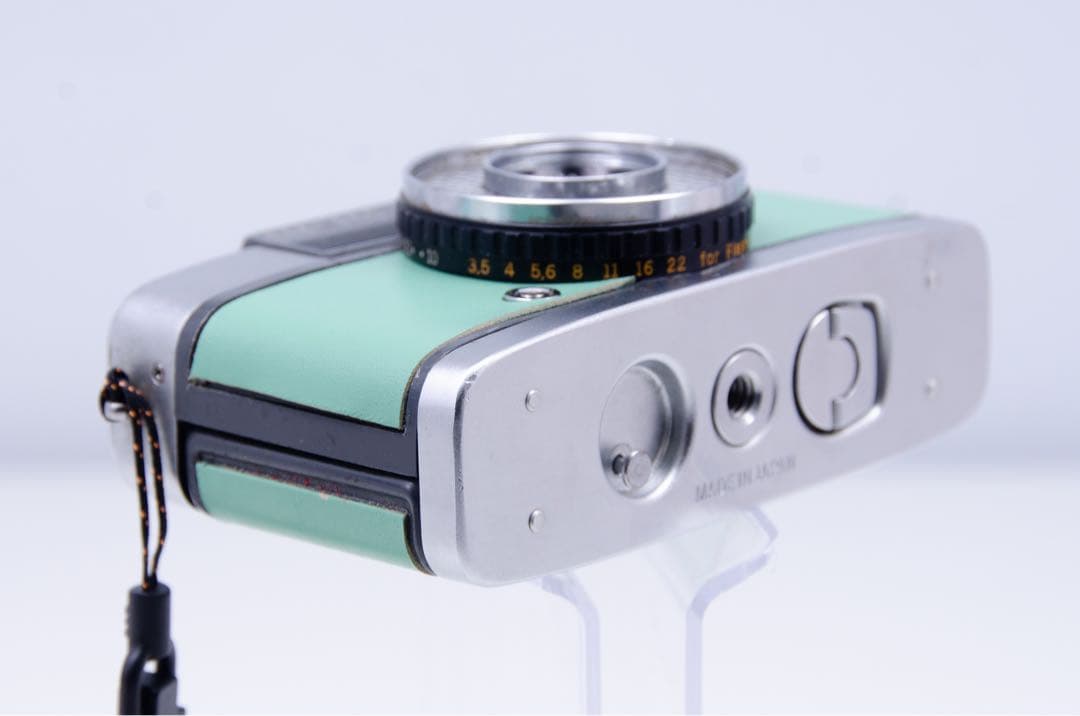 OLYMPUS PEN-EE コンパクトフィルムカメラ グリーン