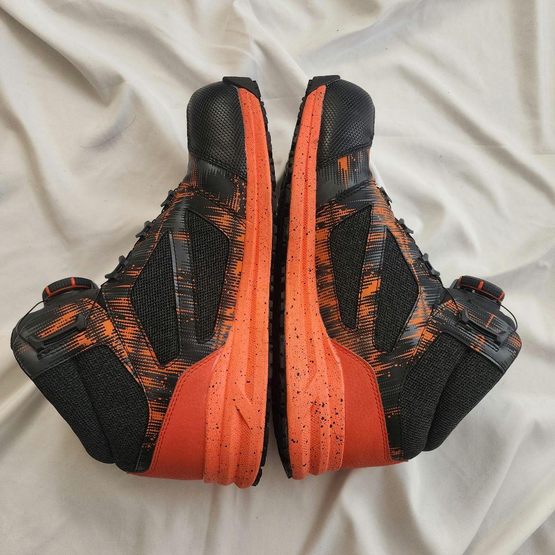 美品　ミズノ　安全靴　F1GA240595 28センチ　限定カラー