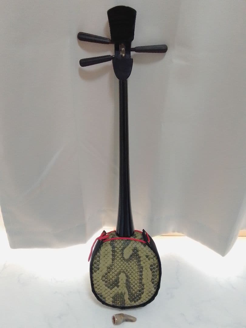 沖縄 三線 琉球 全長約71cm 人工皮(破れなし) 和楽器