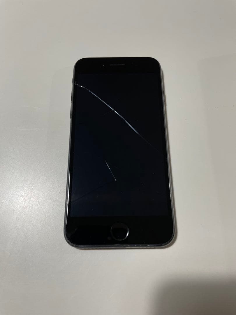 iPhone SE 第3世代 64GB ジャンク　MMYC3J/A