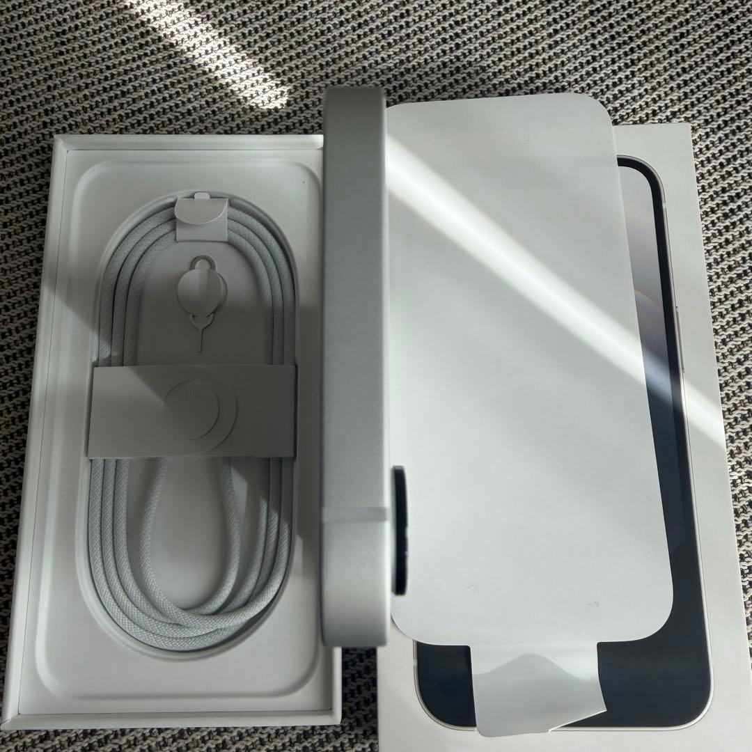 【最終価格】iPhone16e 128GB SIMフリー ホワイト　100%