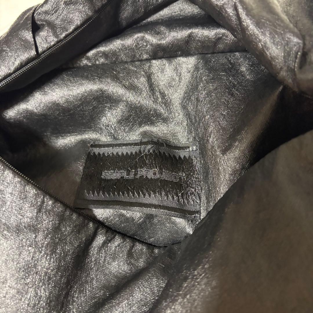 Simple Projectクロスボディバッグ