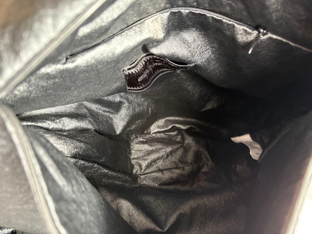 Simple Projectクロスボディバッグ