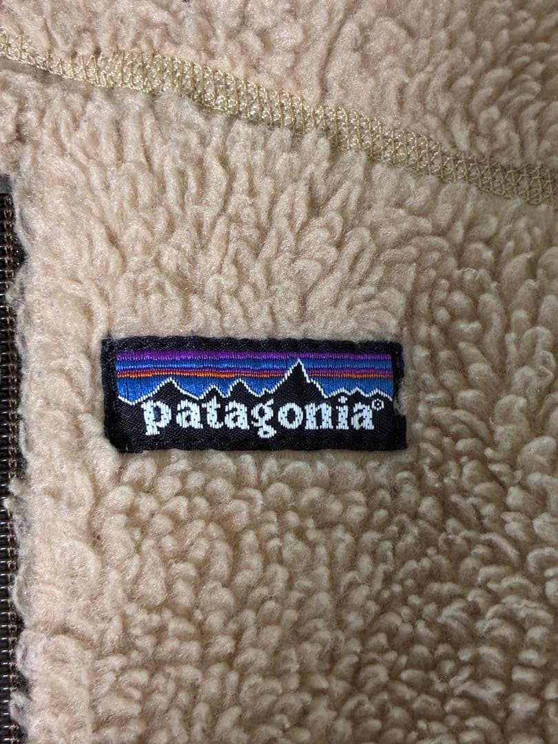 patagonia フリースベスト ベージュ