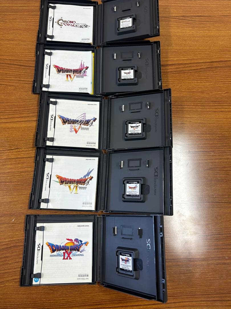 【ジャンクの可能性あり】DSソフト　ドラゴンクエスト　クロノトリガー　5本セット