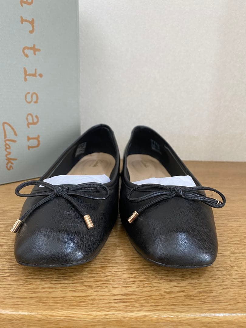 専用❗️☆Clarks(クラークス)☆フラットバレエシューズ黒24cm