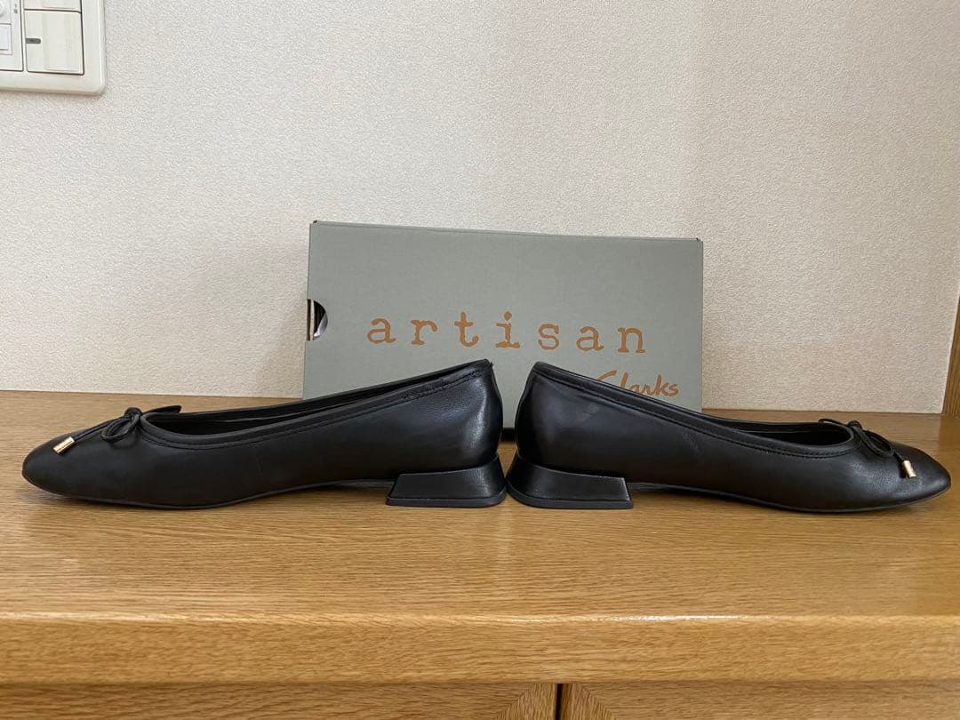 専用❗️☆Clarks(クラークス)☆フラットバレエシューズ黒24cm