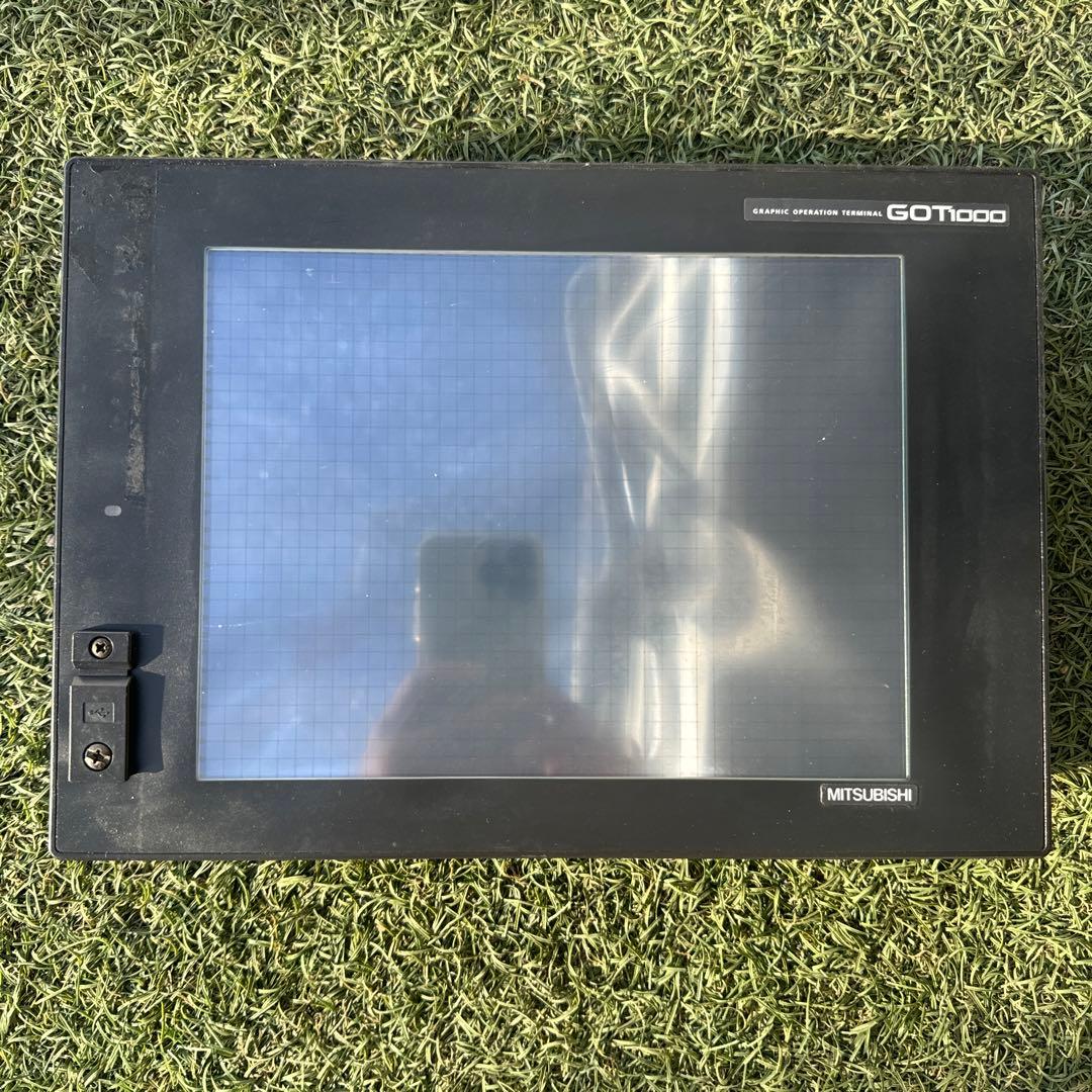 三菱電機　GOT1000シリーズ タッチパネル GT1575-VTBA