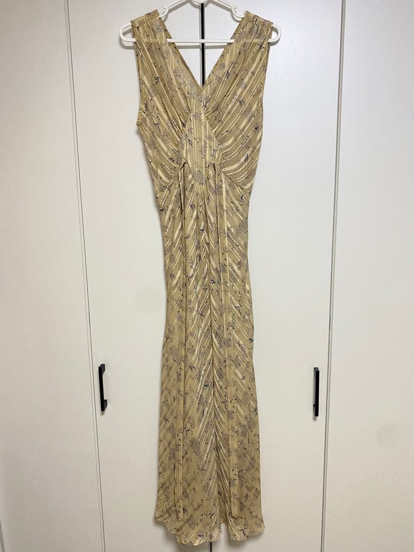 DEICY me couture シアーノスタルフルールワンピース　ベージュ