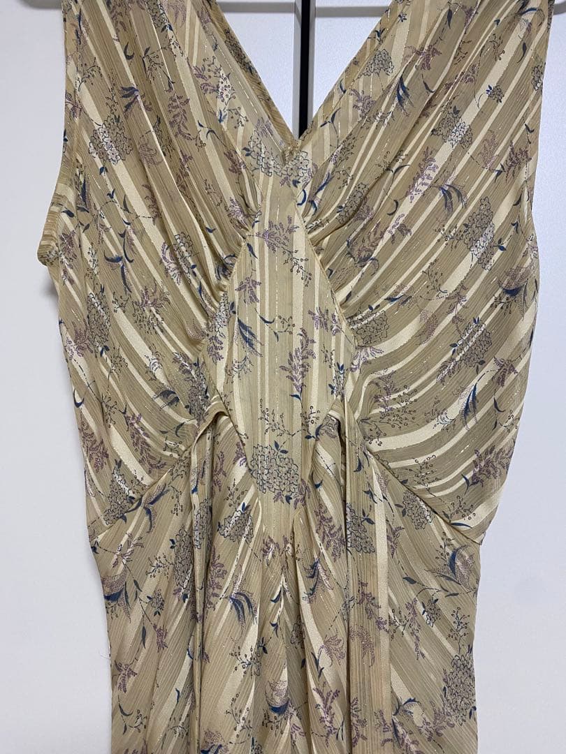 DEICY me couture シアーノスタルフルールワンピース　ベージュ