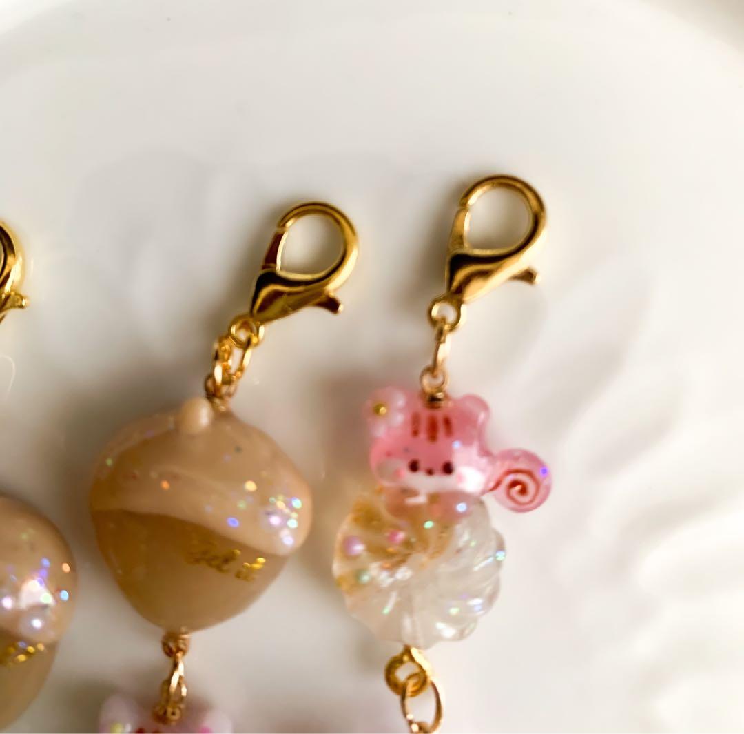 シャカシャカ　シェイカー　レジンキーホルダー　オーダー　м ɪ﻿ ʜ ο様