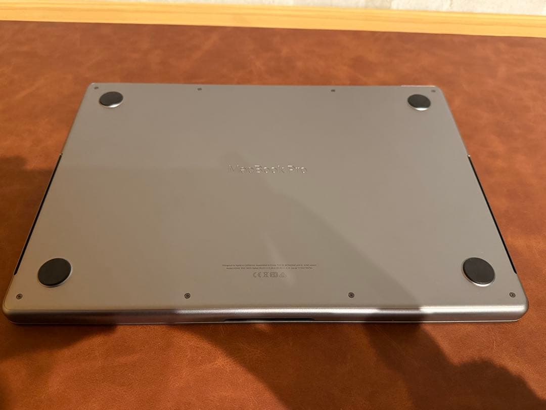 【極美品】M1 Pro MacBook 14インチ1TB 32GB