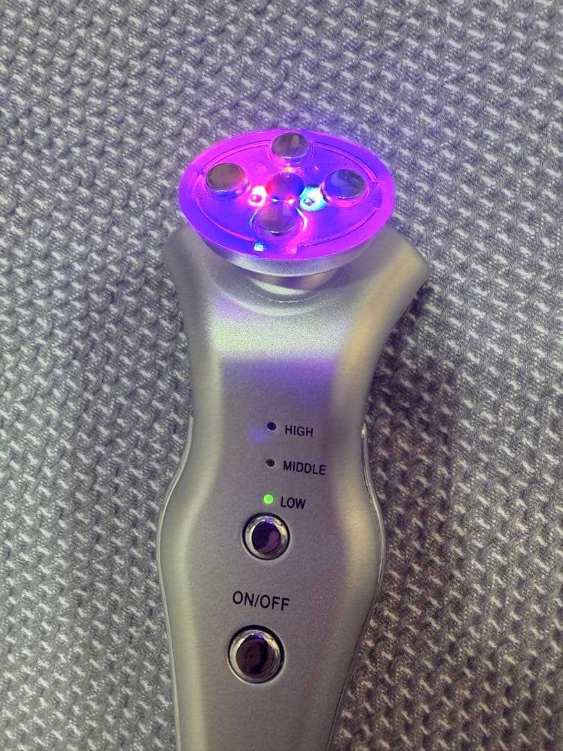 【美品】Liberata＜リベラータ＞ ララルーチュRF 美顔器