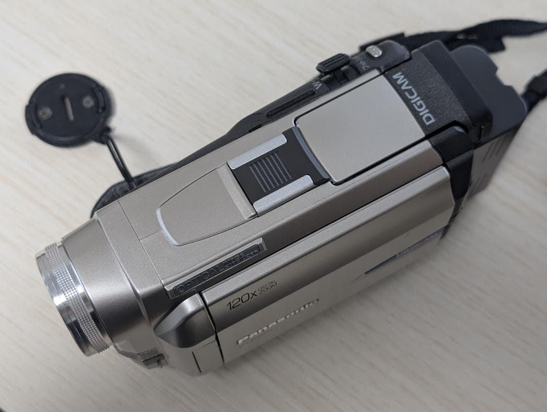 Panasonic NV-DS200 MiniDVビデオカメラ ダビングに