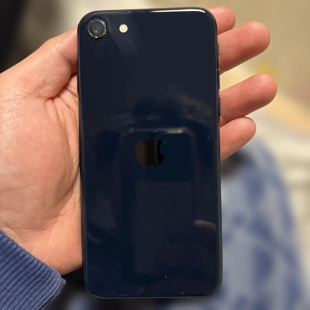 iPhone SE第三世代本体64GB