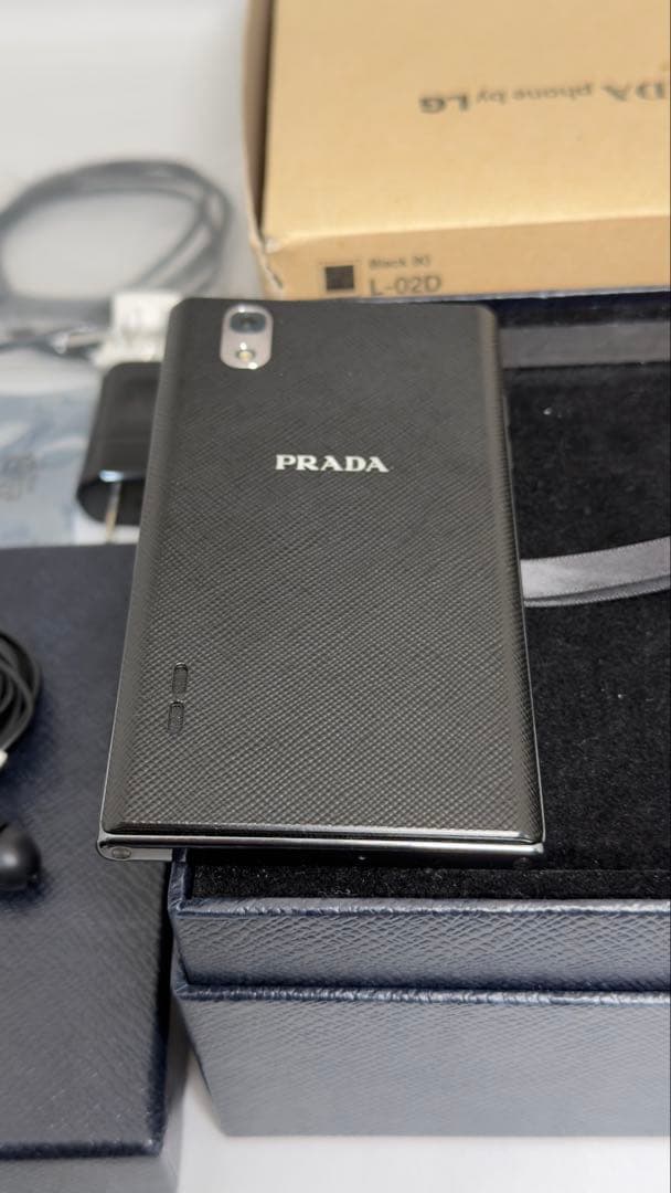 PRADA L-02D デジタルオーディオプレーヤー
