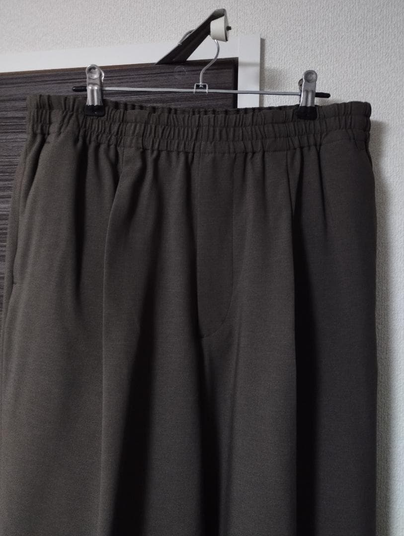 即購入可　ユニクロC　感動ジャケット　タックパンツ　セットアップ　ブラウン