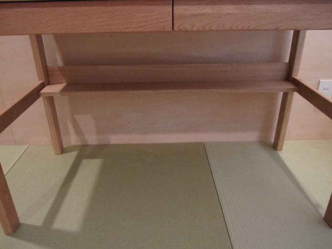 無印良品　オーク無垢材デスク 上棚付き 2引き出し 足元本棚